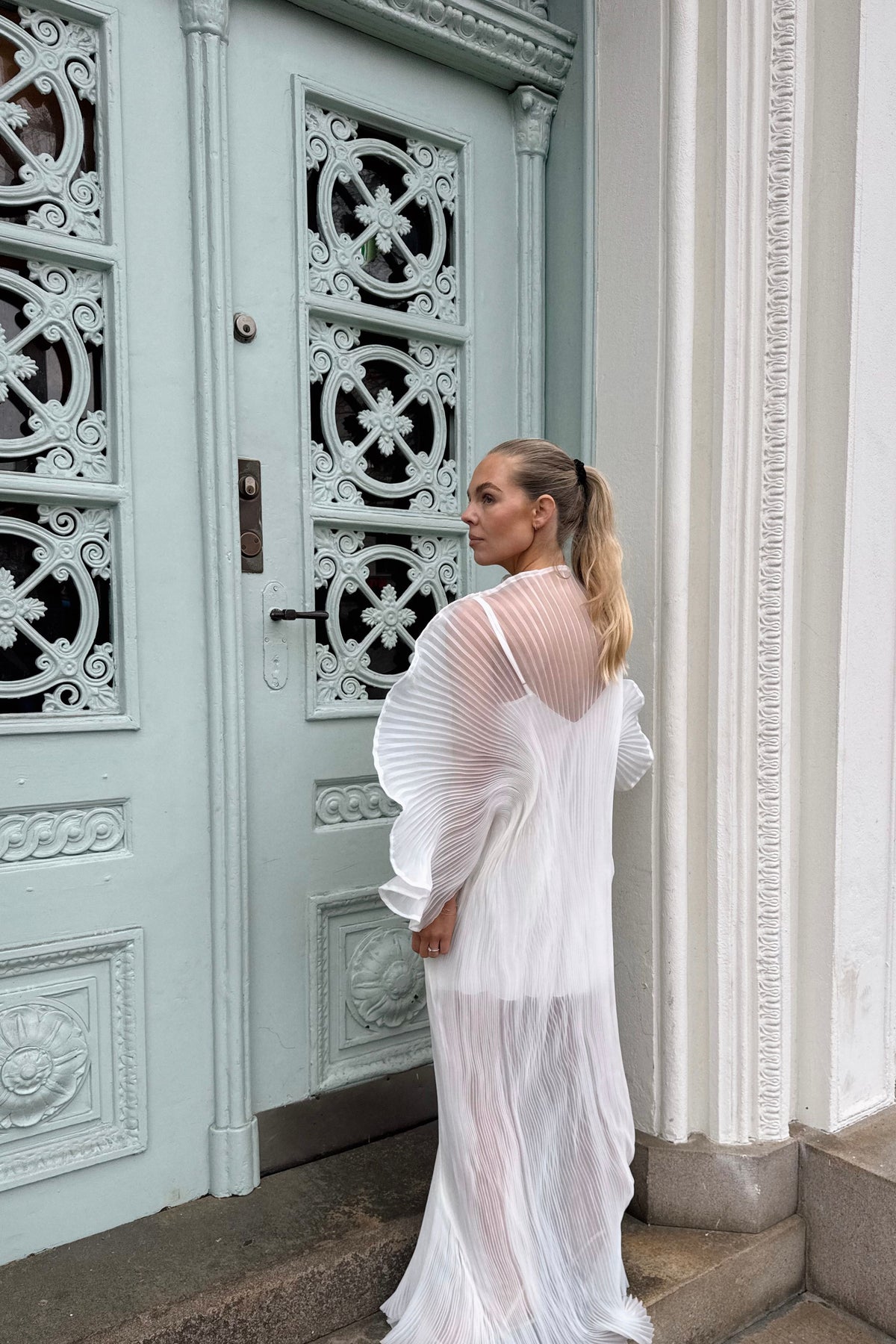 Linnea Hult Wedding Dress