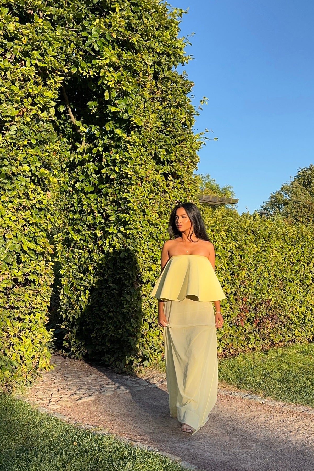 The Yellow Jacquemus Dress