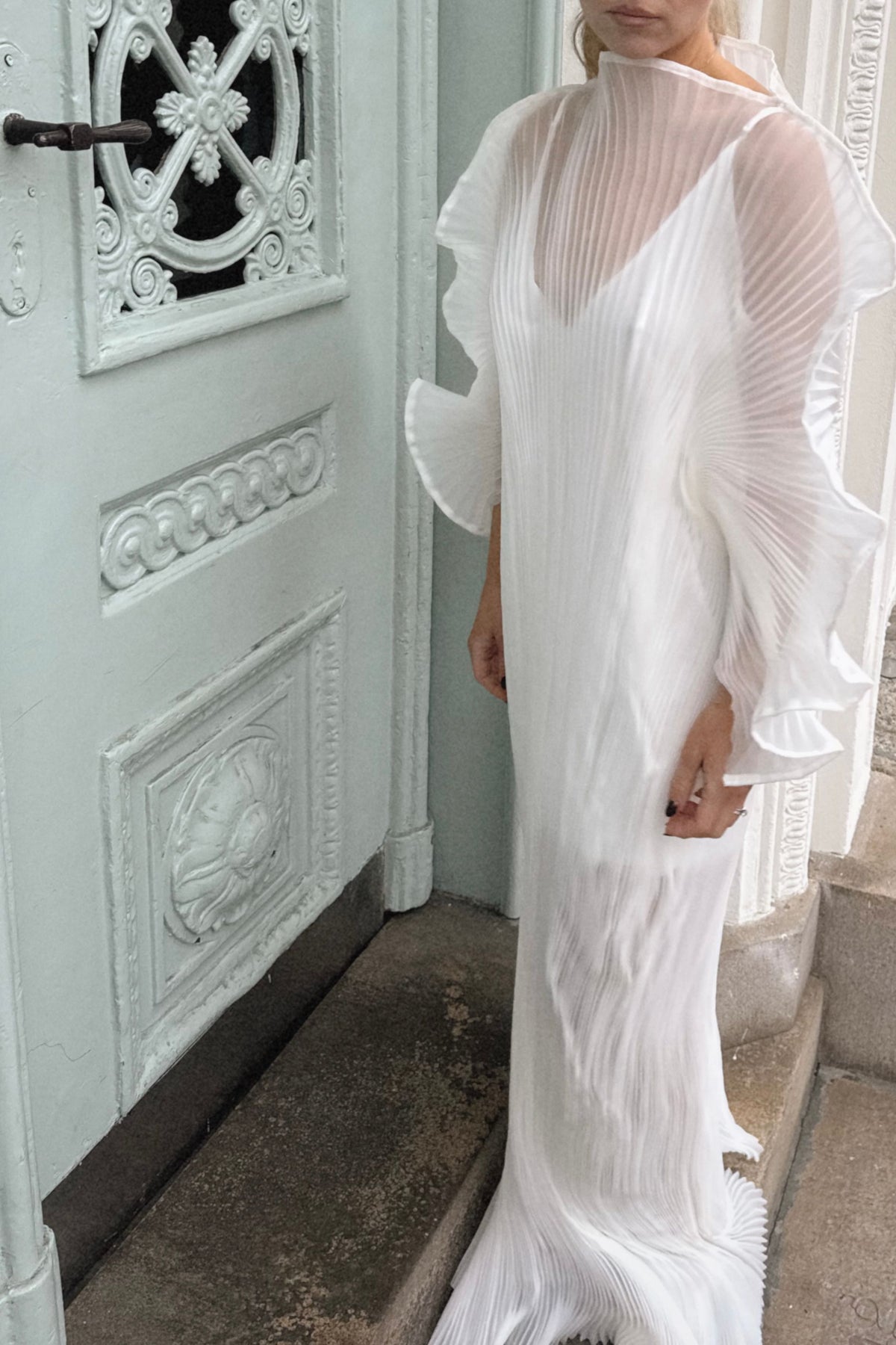 Linnea Hult Wedding Dress